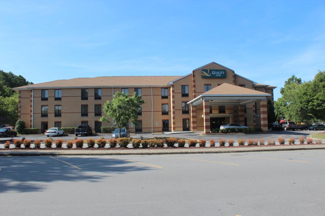 Quality Inn Raleigh Downtown Екстер'єр фото