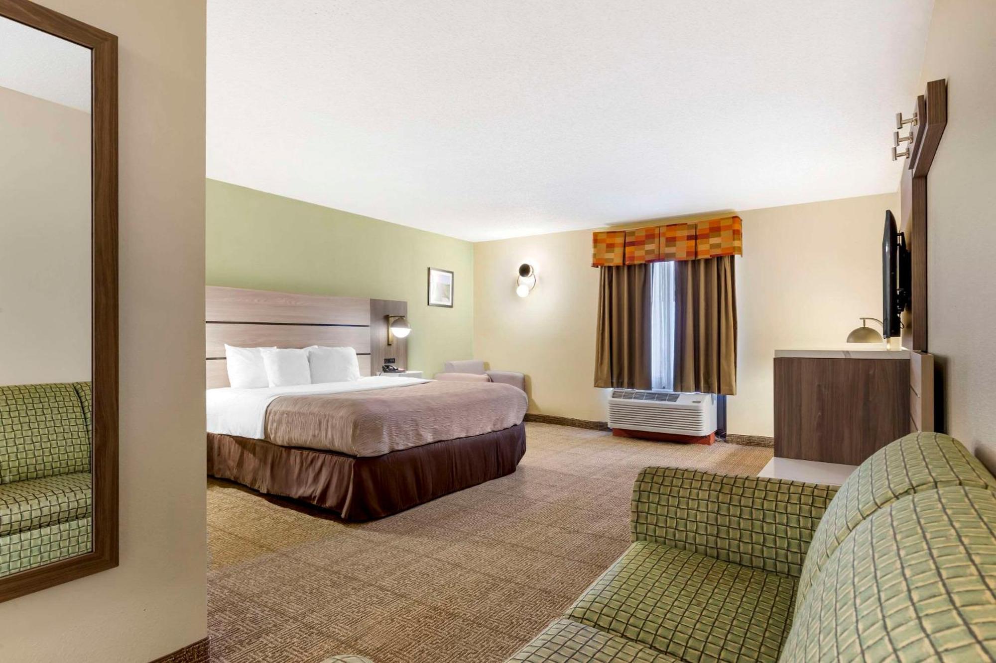 Quality Inn Raleigh Downtown Екстер'єр фото