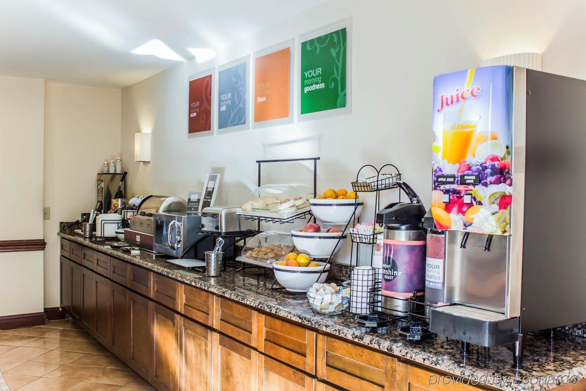 Quality Inn Raleigh Downtown Екстер'єр фото