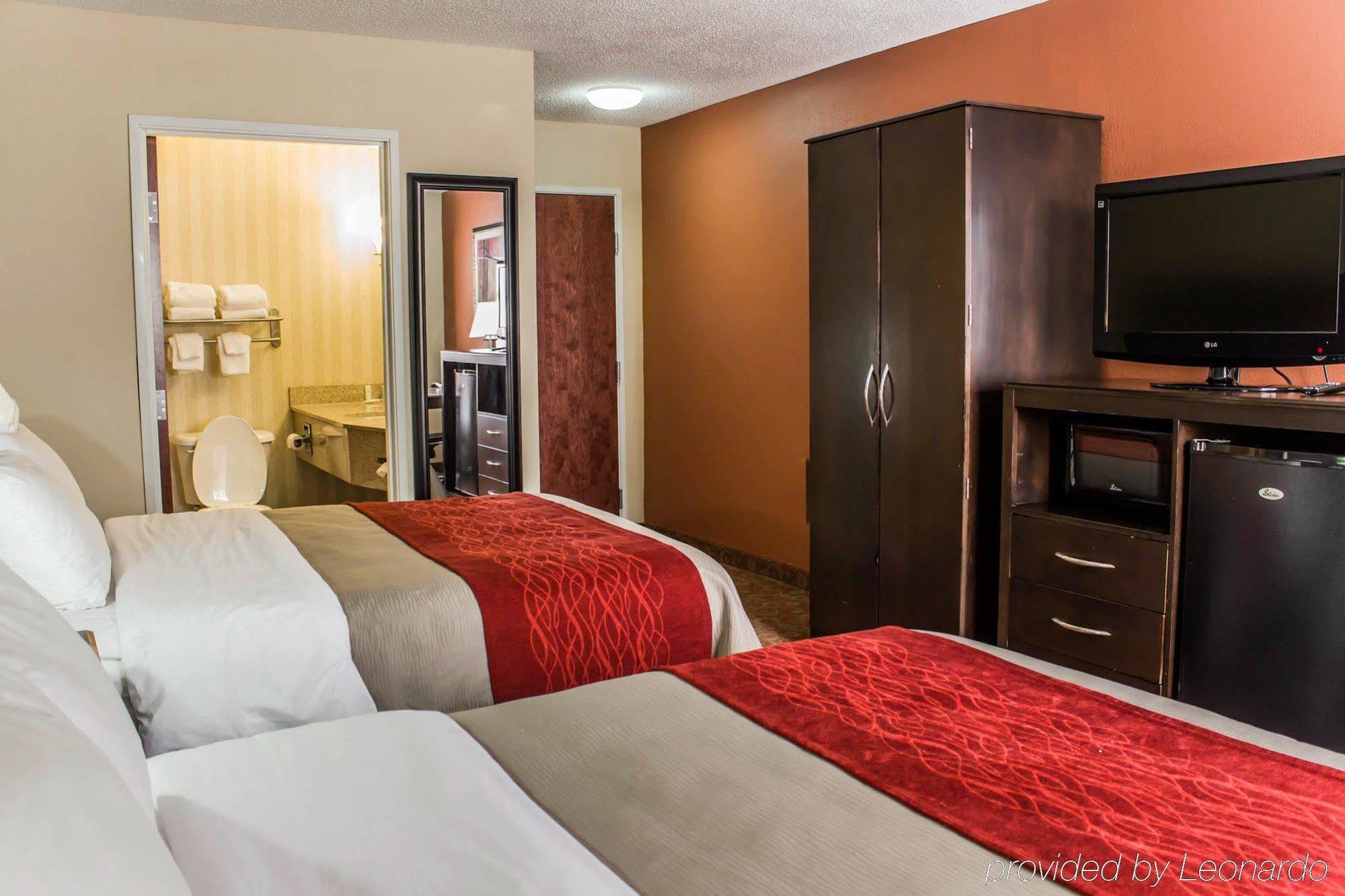 Quality Inn Raleigh Downtown Екстер'єр фото