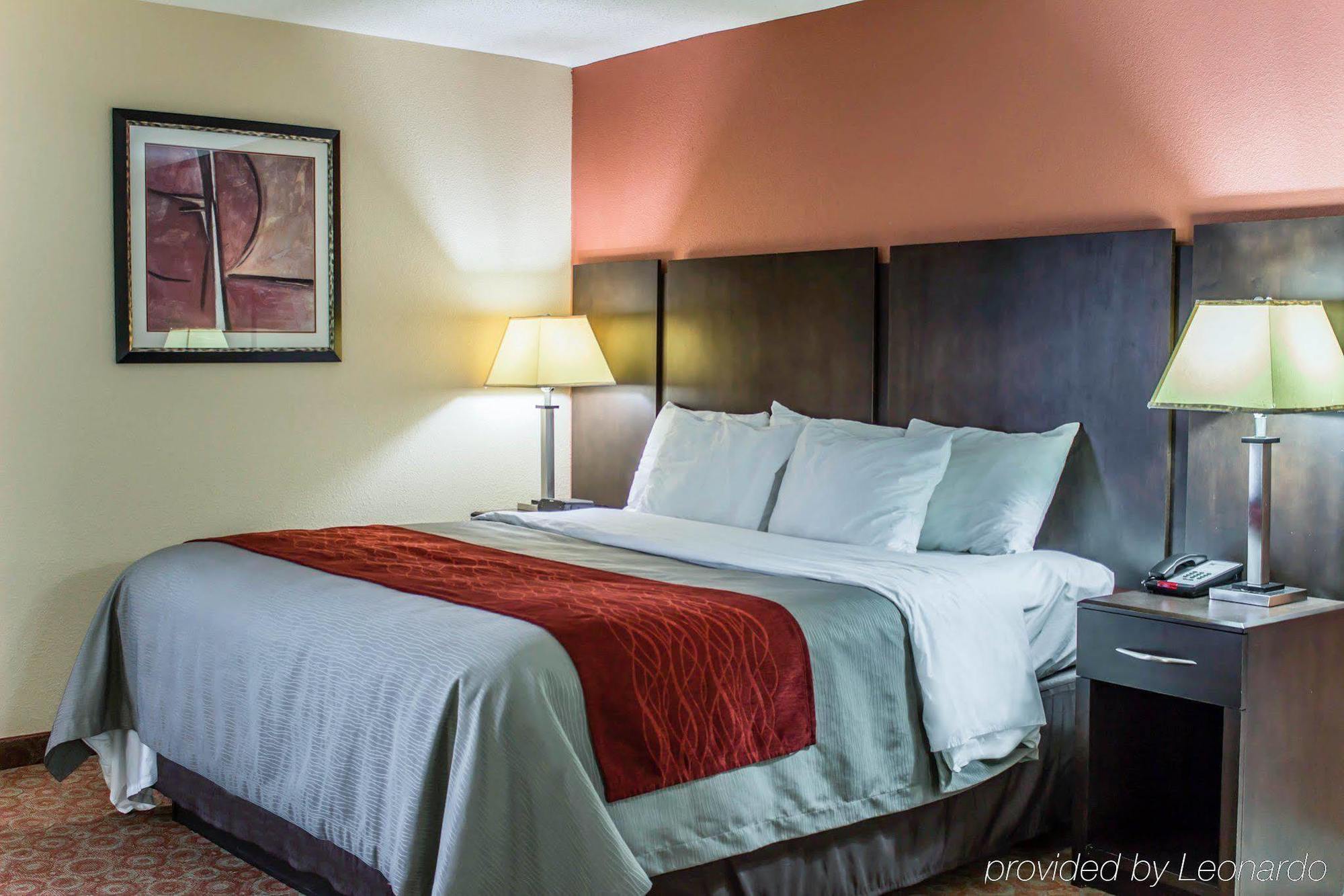 Quality Inn Raleigh Downtown Екстер'єр фото
